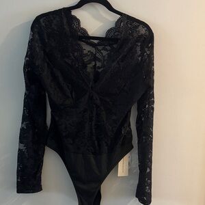 Commense Black Lace Long Sleeve Bodysuit